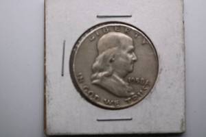 lot 19 image: 1958-D Franklin 90% Silver Half Dollar Coin