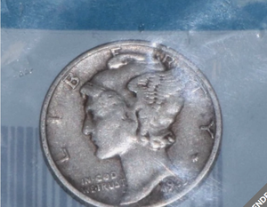 lot 29 image: 1939 Mercury 90% Silver Dime 10C Coin