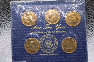 lot 164 image: A Coin History Of The US Presidents (Still in original packaging)