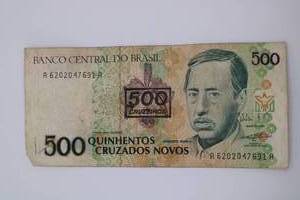 lot 329 image: BRASIL 500 CRUZEIROS 1990 QUINHENTOS CRUZADOS NOVOS Sign Nbrega & Bucchi
