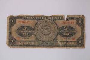 lot 339 image: Mexico 1 Peso