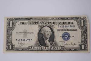 lot 350 image: One Dollar 1935C Silver Certificate