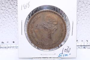 lot 438 image: 1958 MEXICO 1 UN PESO SILVER (.1000 Fine Silver)