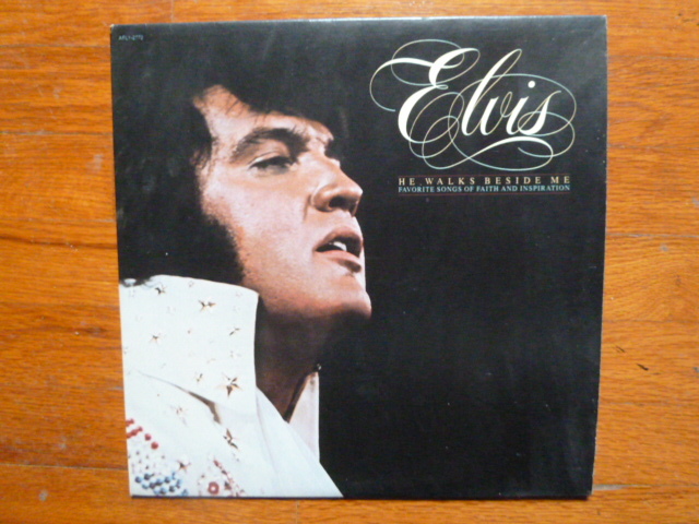 lot 78 image: ELVIS RECORD  45