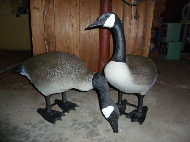 lot 4 image: PAIR OF HUNTING DECOYS