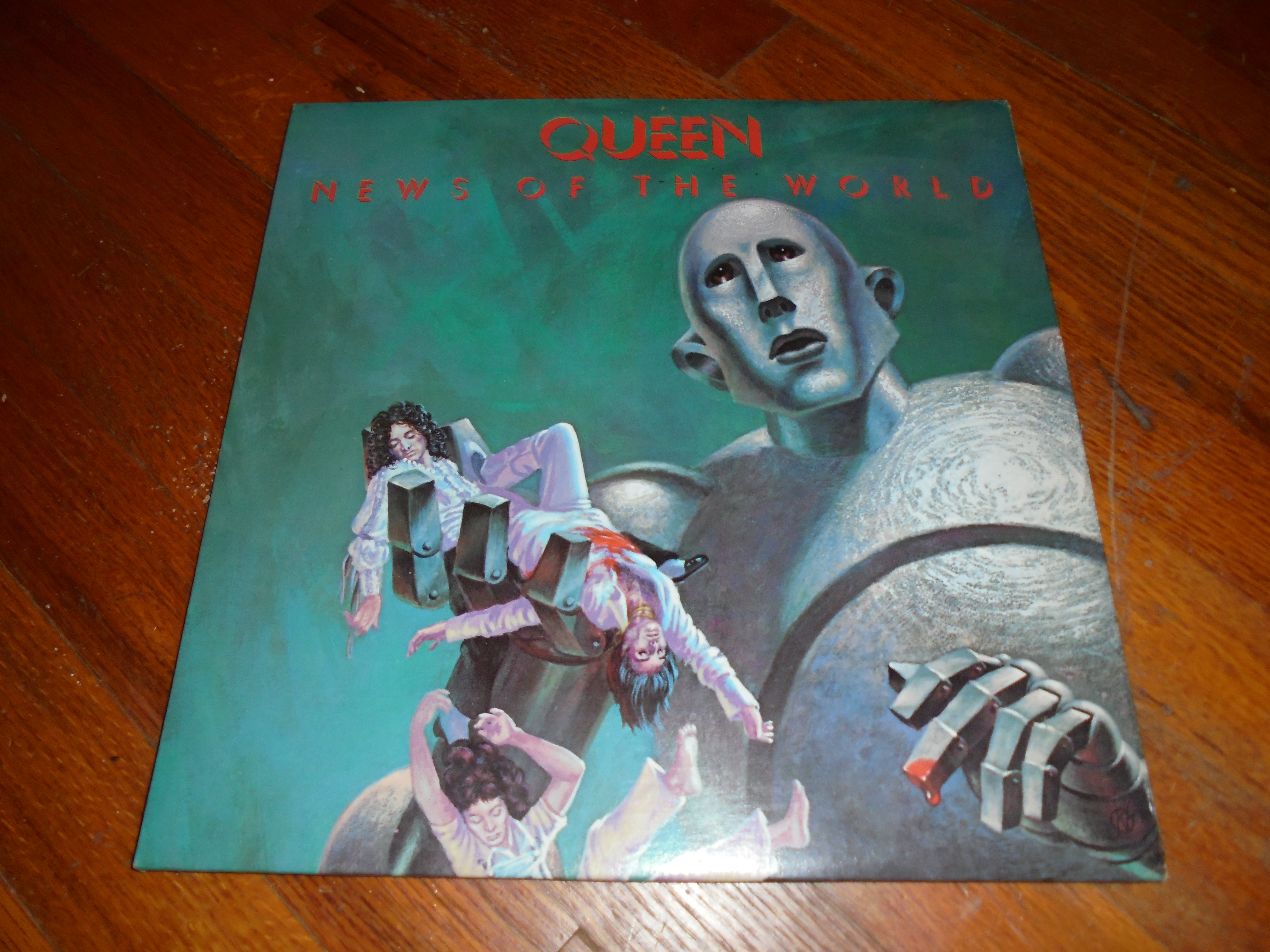 lot 214 image: VERY COOL QUEEN RECORD