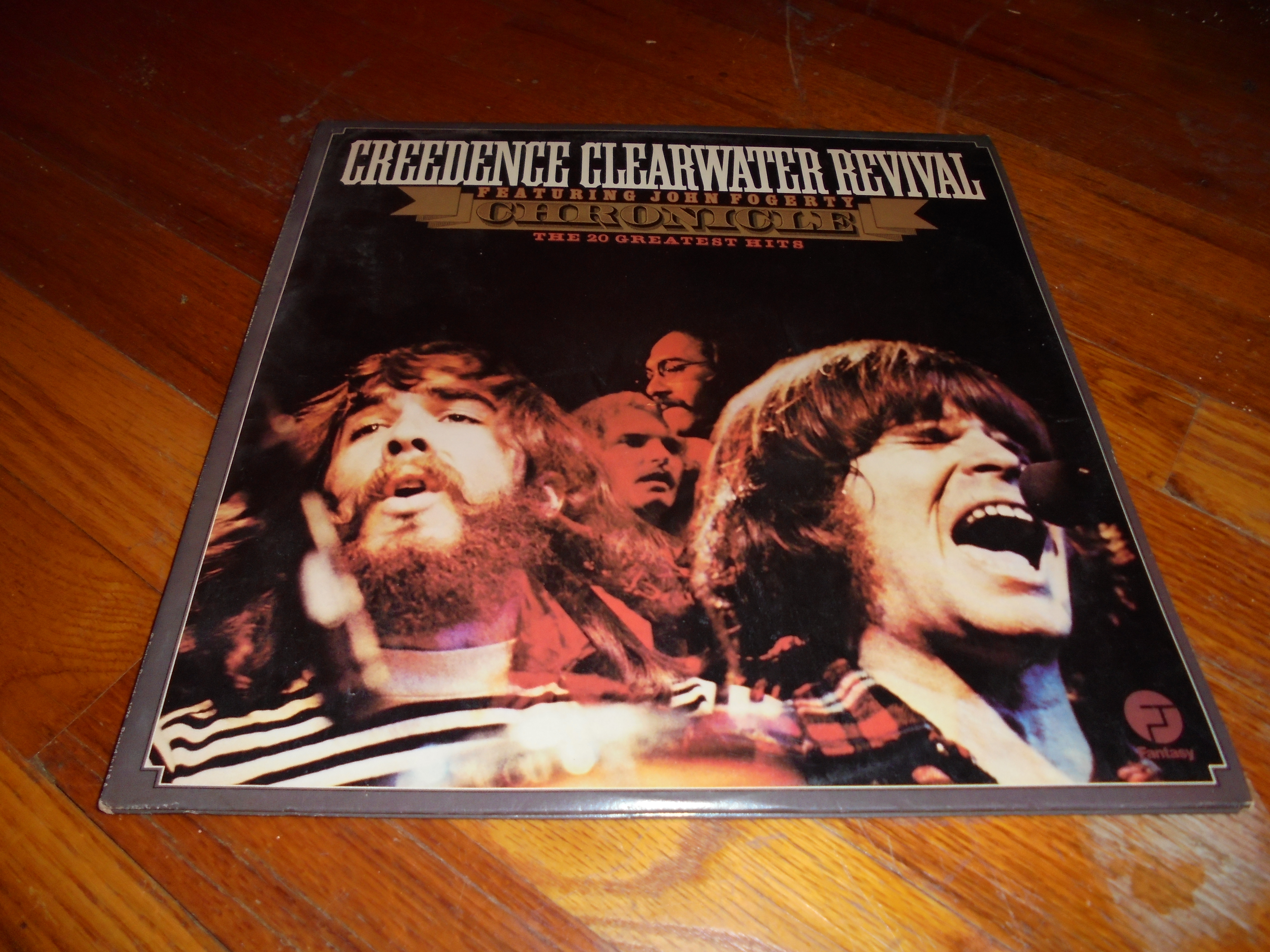 lot 812 image: CREEDENCE CLEARWATER REVIVAL RECORD  45
