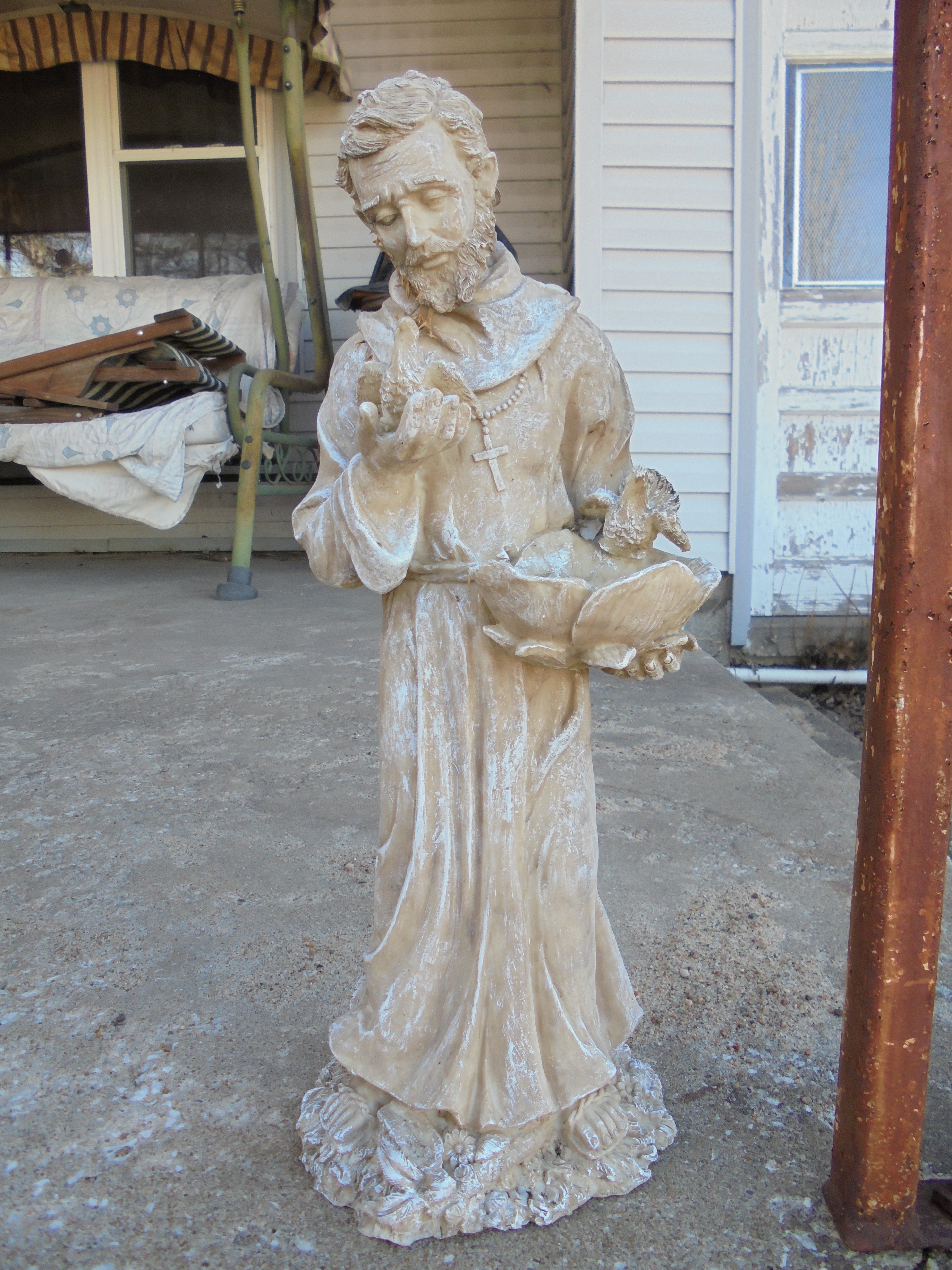 lot 223 image: LARGE MAN YARD ART
