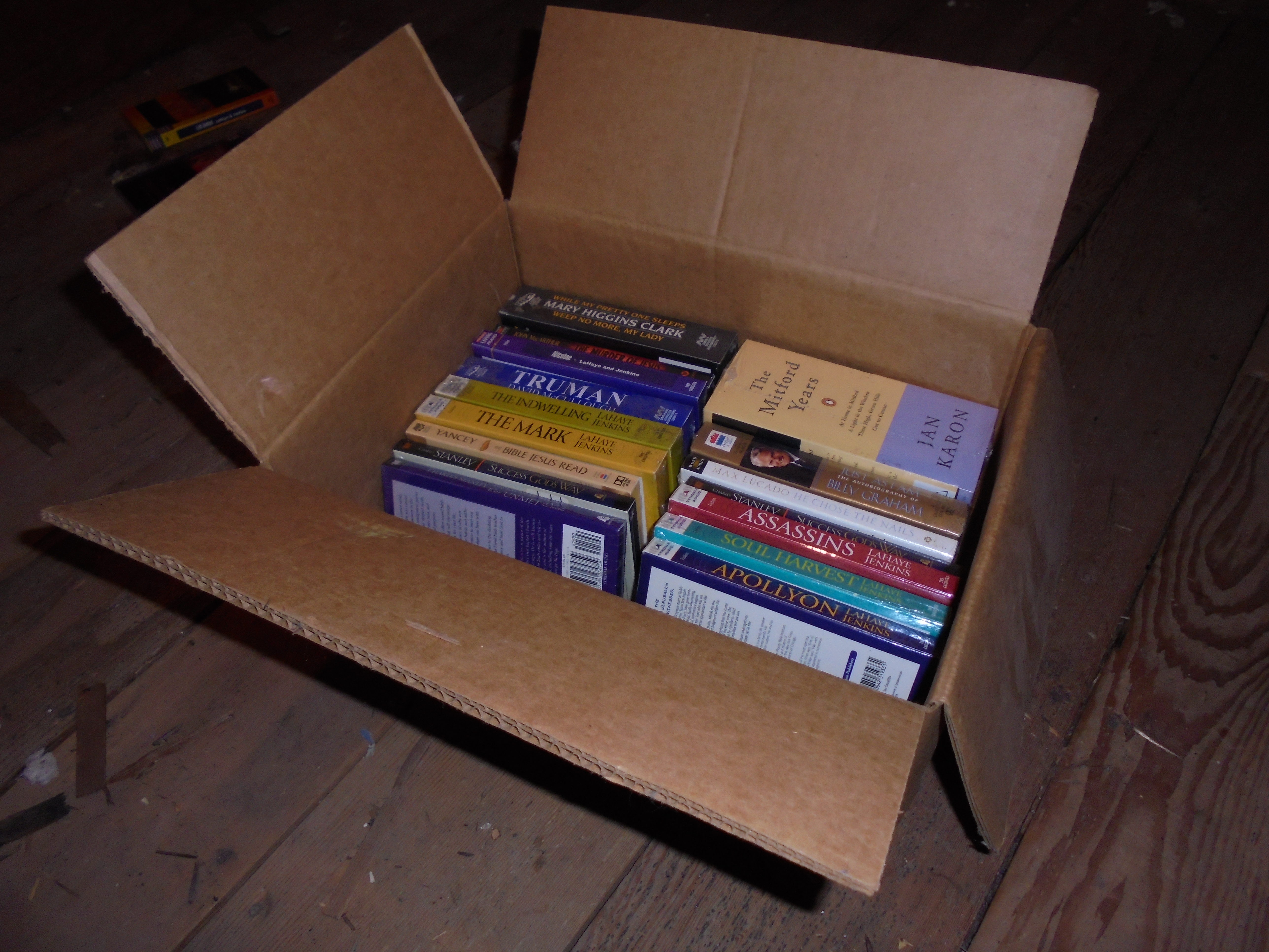 lot 501 image: BOX FULL OF BRAND NEW AUDIOBOOKS