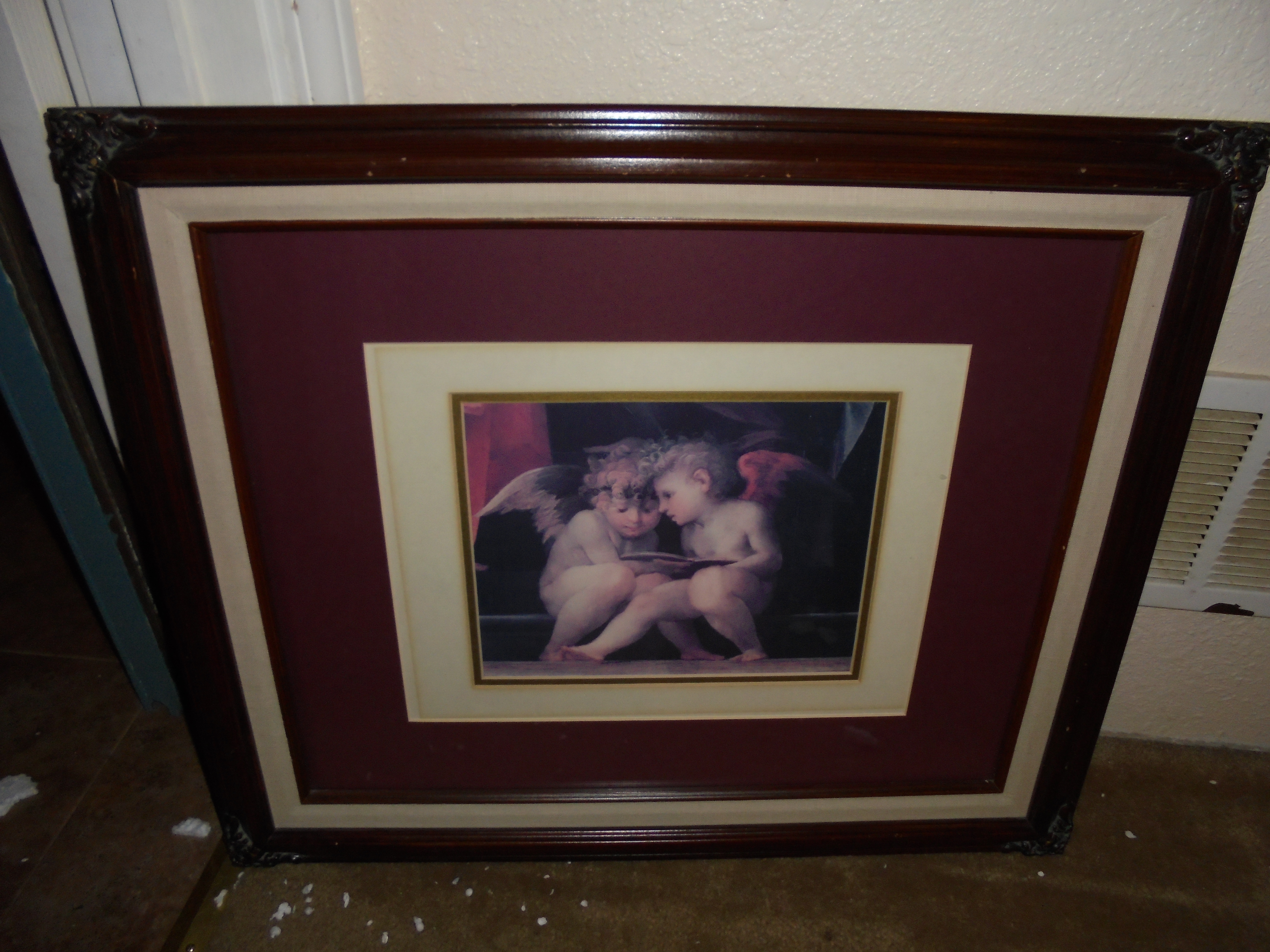 lot 490 image: PAIR OF BEAUTIFUL FRAMED ANGELS