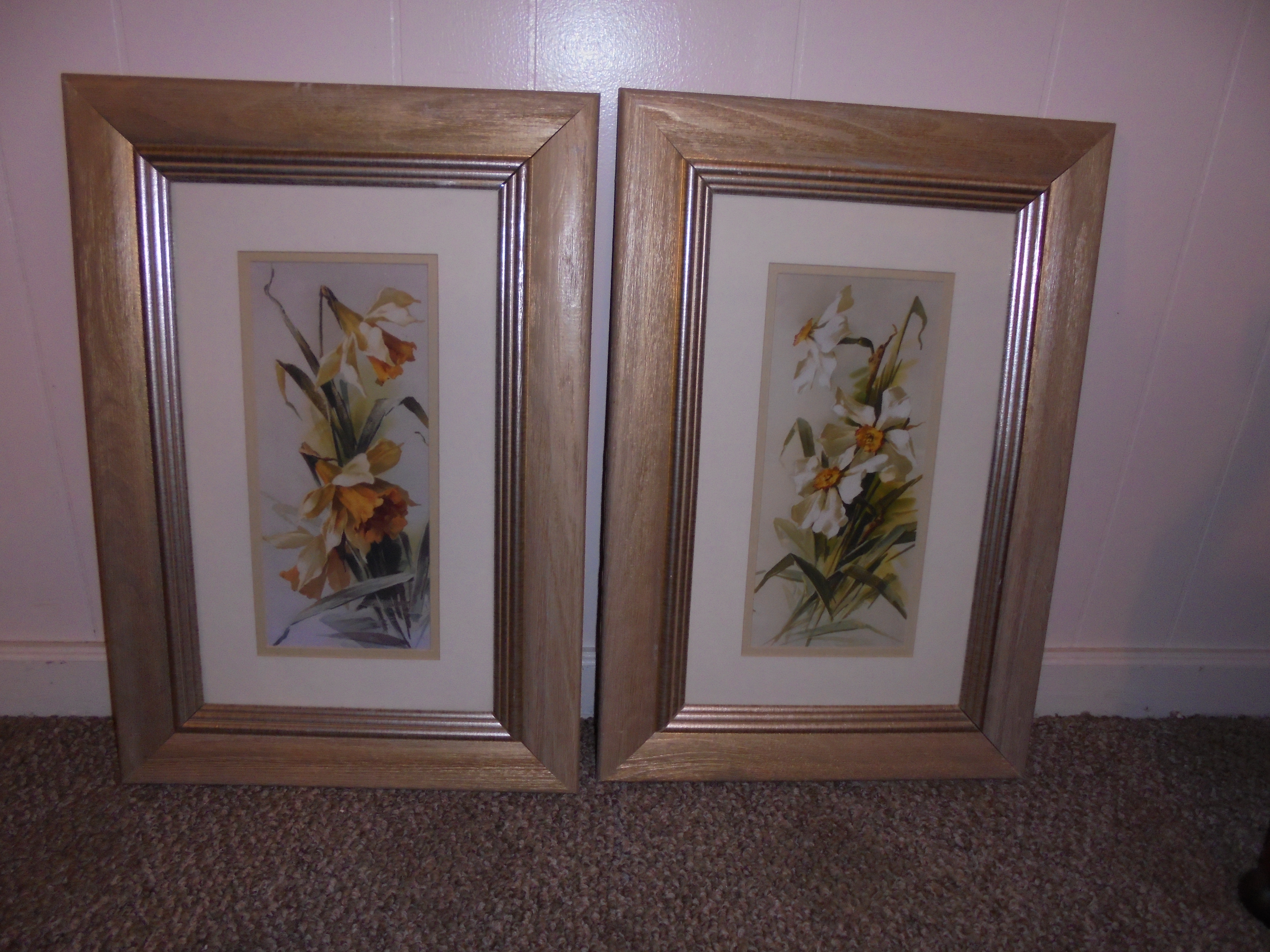 lot 945 image: PAIR OF MATCHING WALL ART