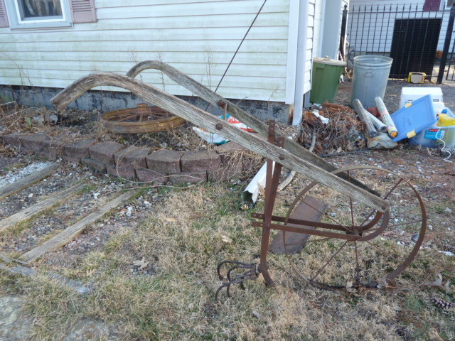 lot 330 image: ANTIQUE PLOW
