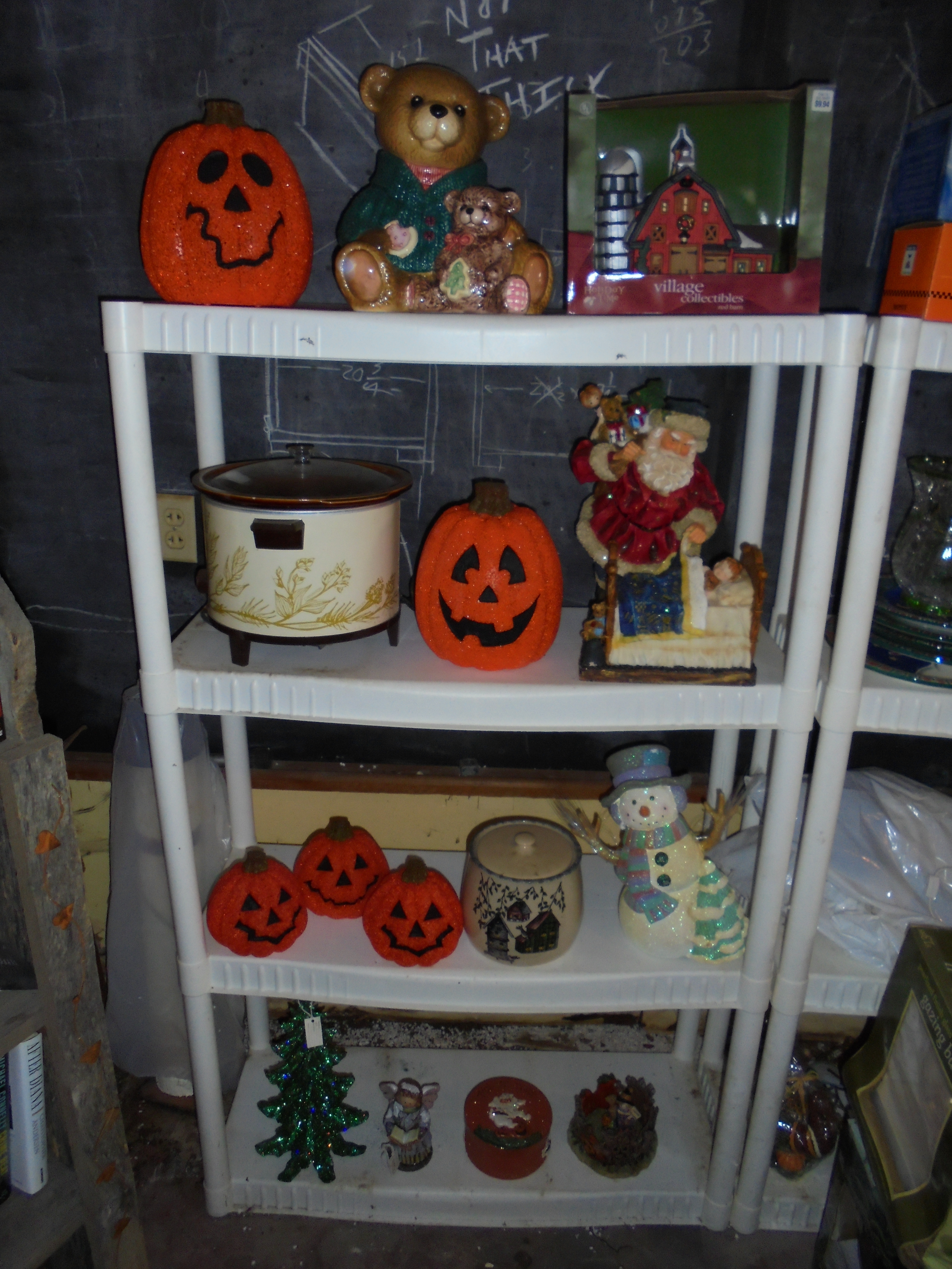 lot 305 image: SHELVING & CONTENTS