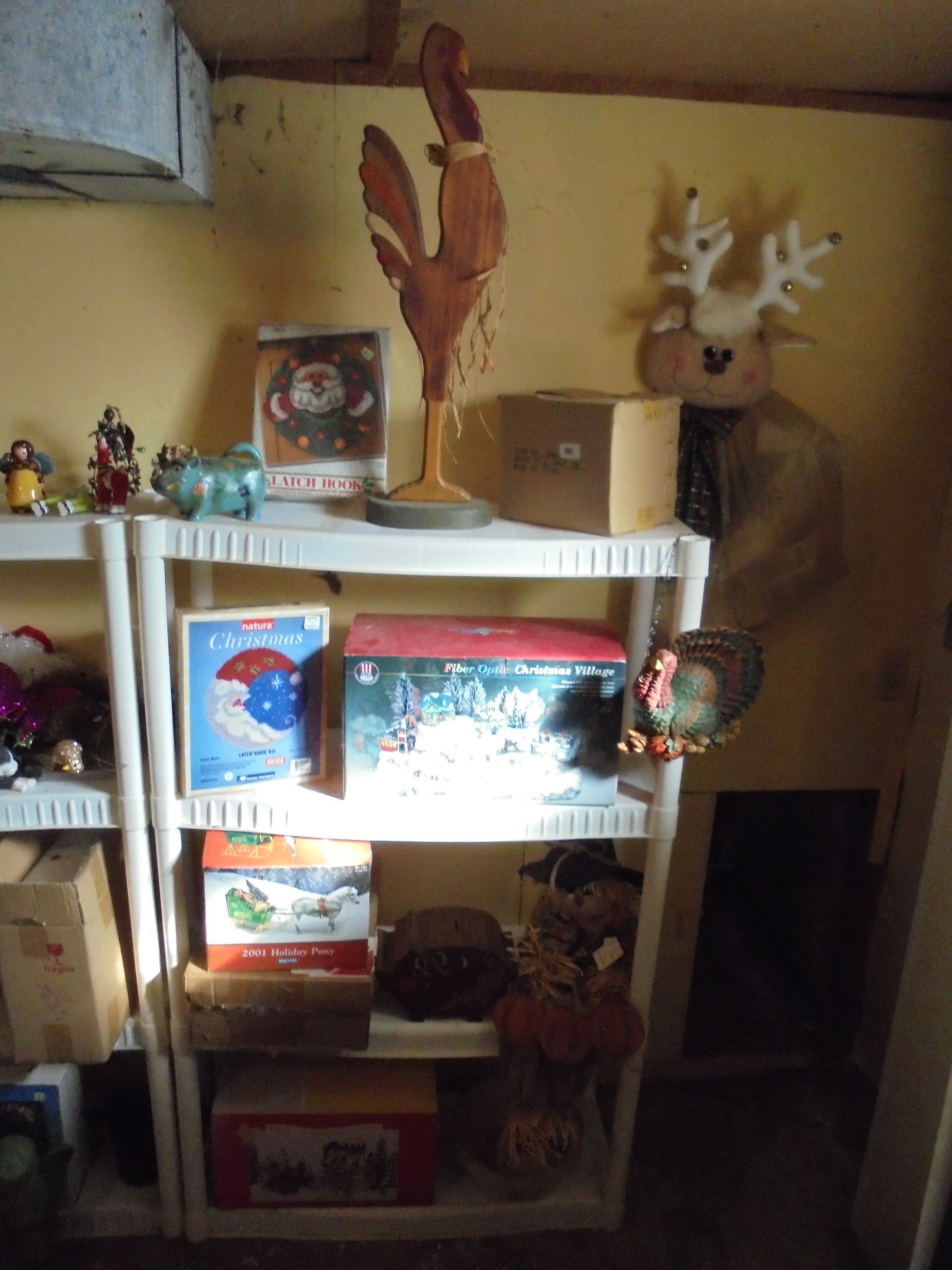 lot 301 image: SHELVING & CONTENTS