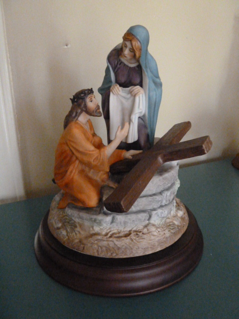 lot 217 image: FRANKLIN MINT - THE ROAD TO CALVARY