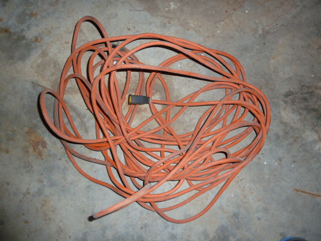 lot 92 image: 25 ft  EXTENSION CORD