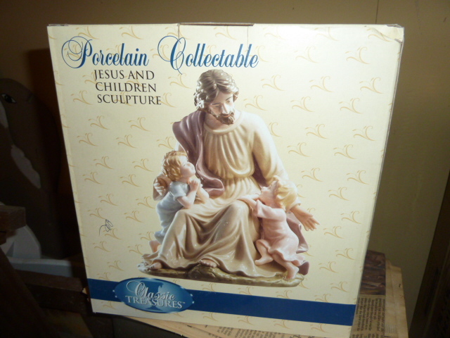 lot 376 image: PORCELAIN JESUS AND CHILDREN SCULPTURE