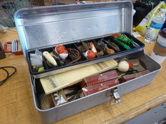 lot 96 image: TACKLE BOX FULL OF FISHING STUFF