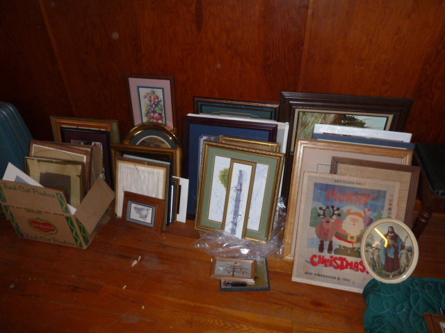 lot 6111 image: HUGE LOT OF WALL ART