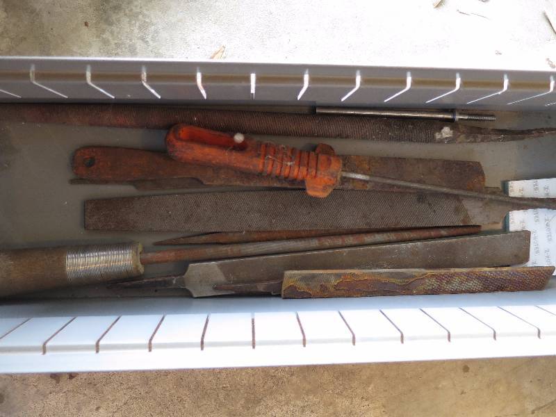 lot 172 image: Huge Lot of Random Tools