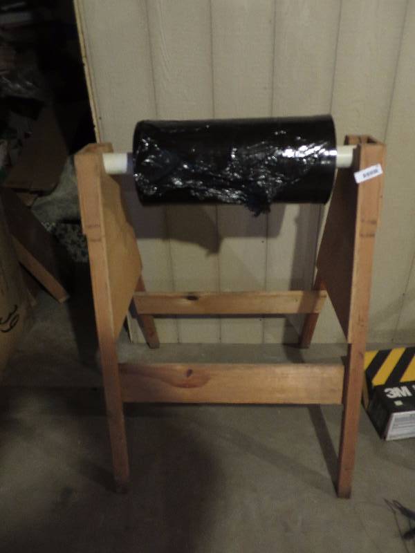 lot 20 image: Sawhorse Roller