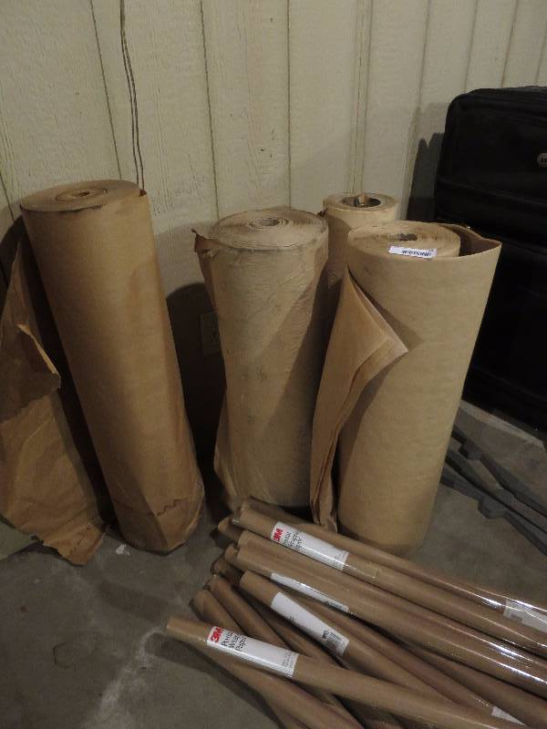 lot 32 image: Huge Lot of Packing Supplies