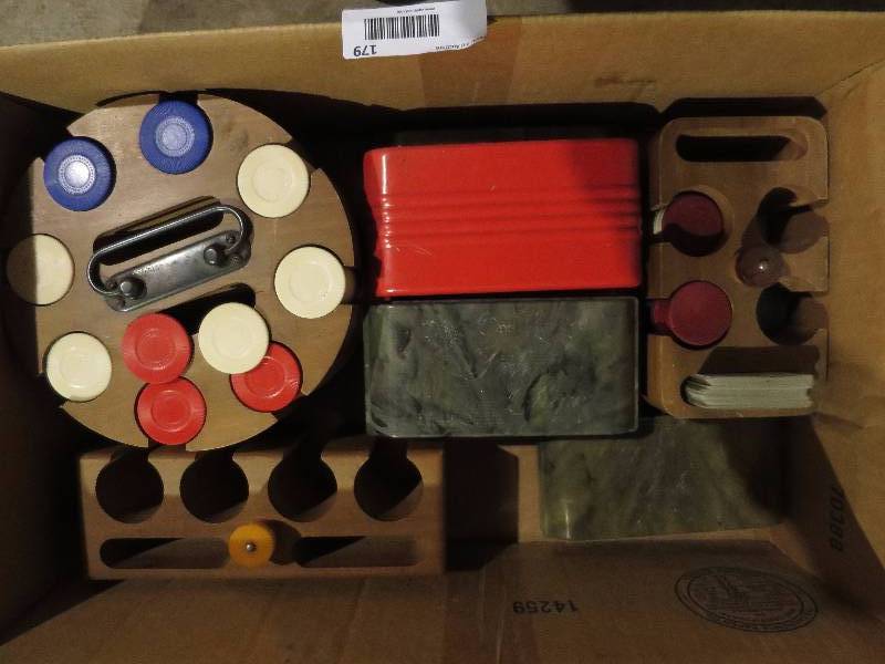 lot 179 image: Lot of Vintage Poker Items