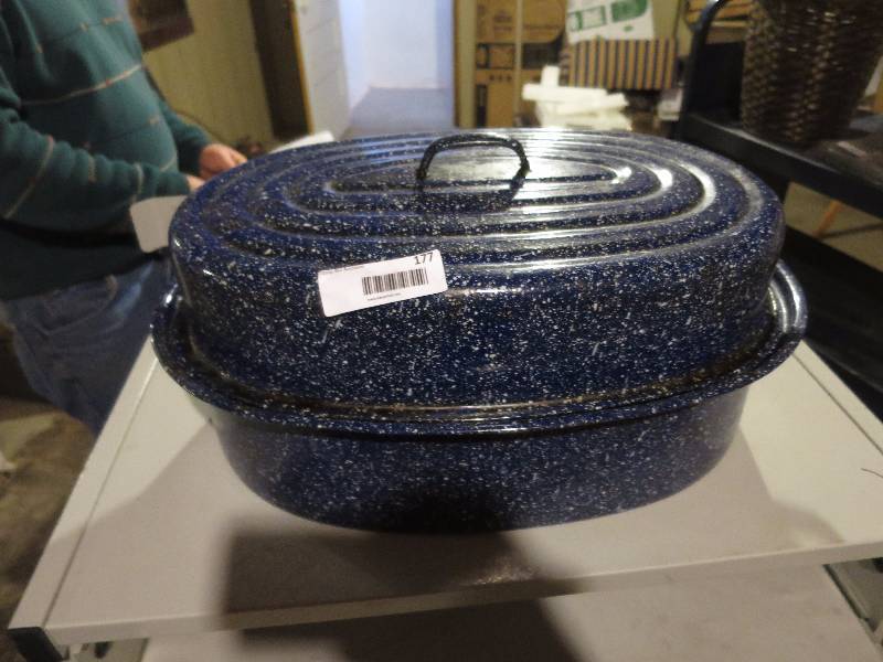 lot 177 image: Roasting Pan