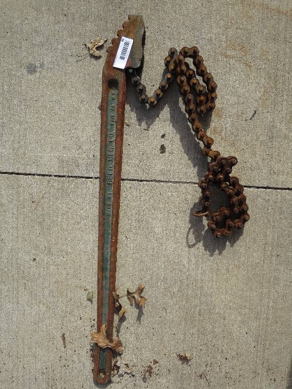 lot 46 image: Large Boomer