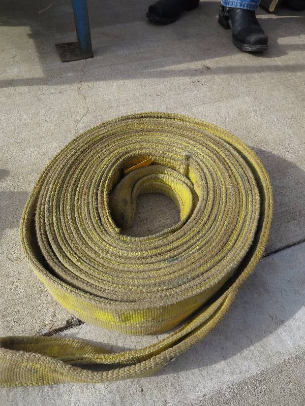 lot 78 image: Heavy Duty Towing Strap