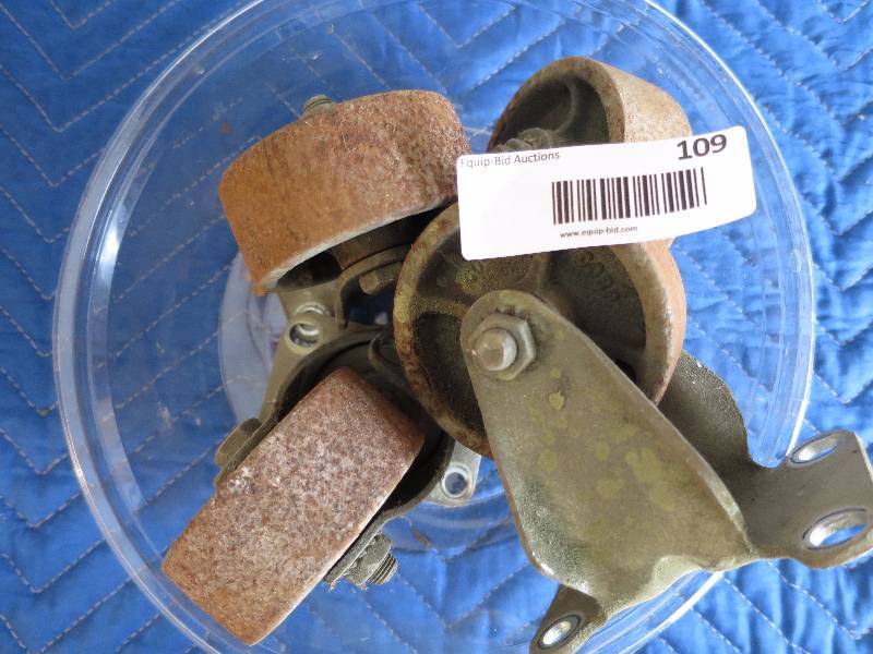 lot 109 image: Lot of Casters