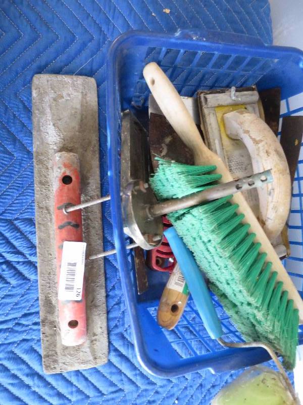 lot 126 image: Huge Lot of Tools