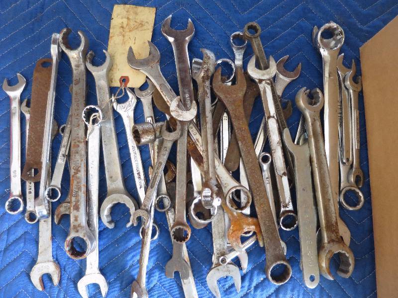 lot 141 image: Large Lot of Wrenches