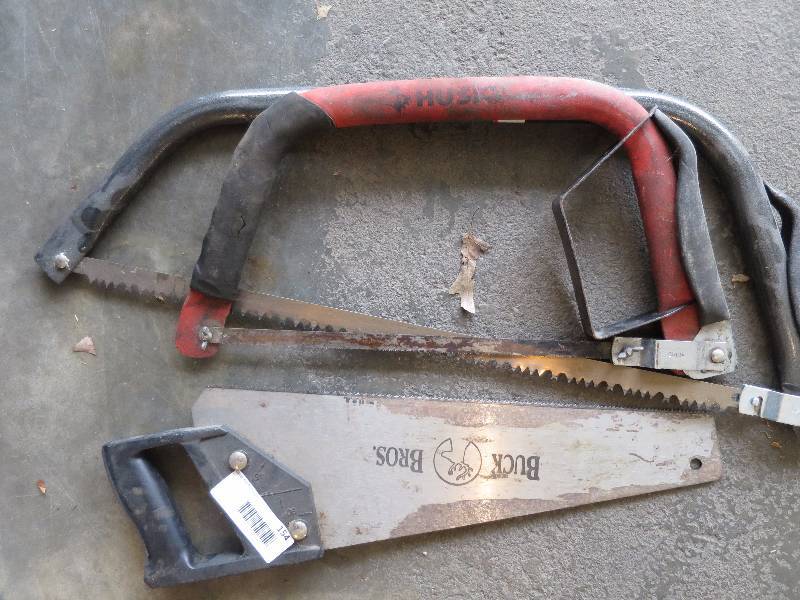 lot 154 image: Lot of Hand Saws