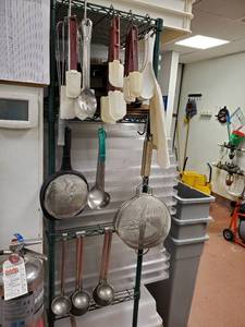 lot 23054 image: Spatulas, Ladles, Strainers