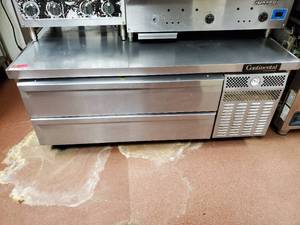 lot 23060 image: Continental Refrigerator On Casters
