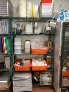 lot 23088 image: 6ft Metro Rack With Contents