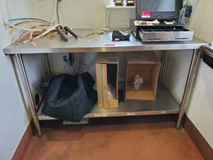 lot 23115 image: 5ft Stainless Table