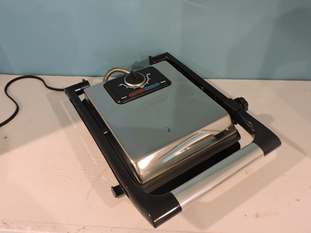 lot 1031 image: PANINI GRILL