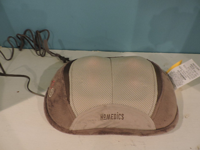 lot 1035 image: MASSAGE PILLOW