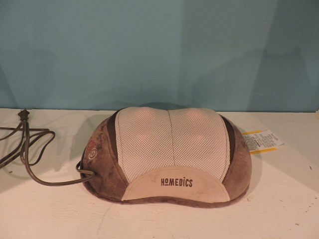 lot 1036 image: MASSAGE PILLOW