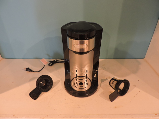 lot 1049 image: SINGLE SERVE COFFEE MAKER