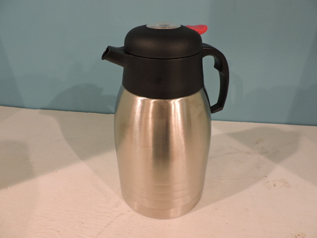 lot 1066 image: CARAFE