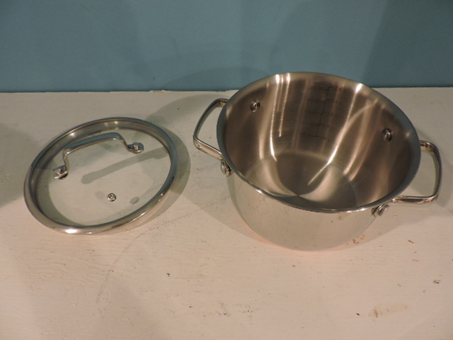 lot 1077 image: SOUP POT