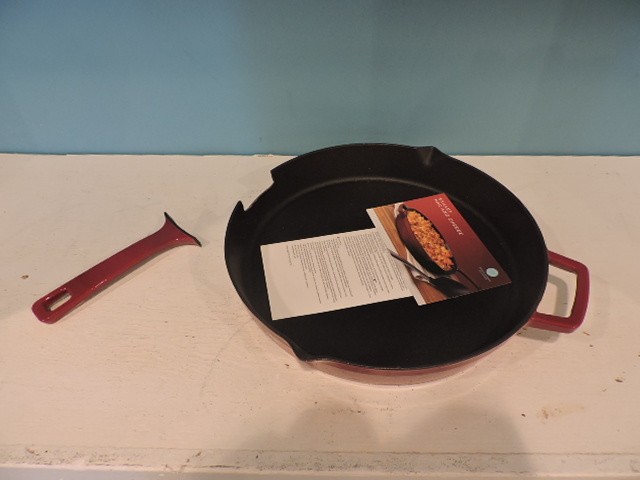 lot 1096 image: COOKWARE
