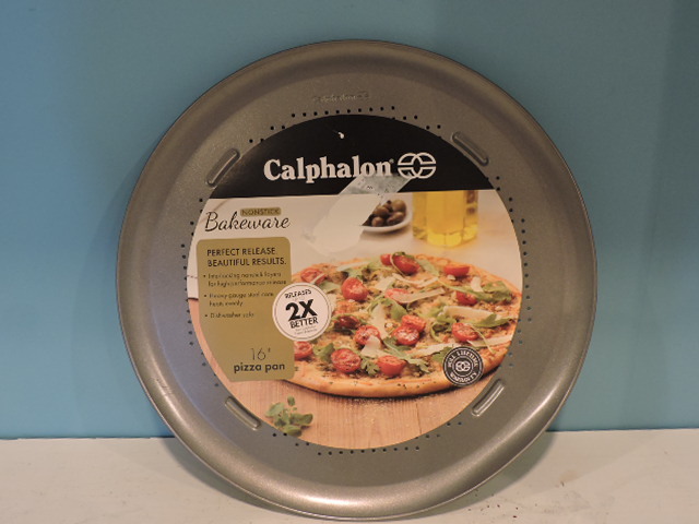 lot 1099 image: PIZZA PAN