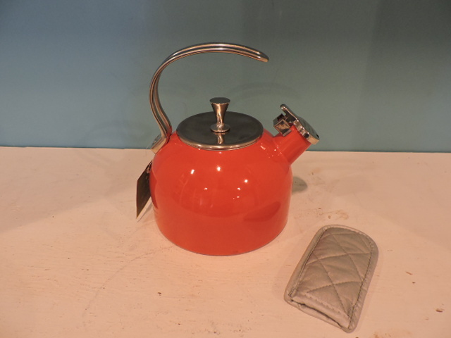 lot 1103 image: KETTLE
