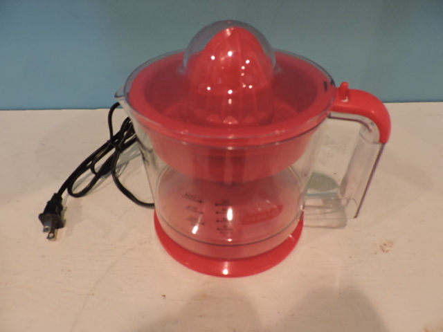 lot 1108 image: CITRUS JUICER