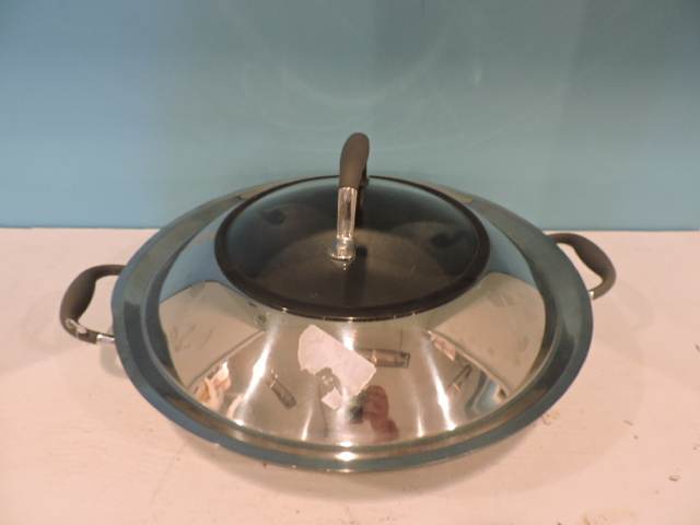 lot 1115 image: WOK