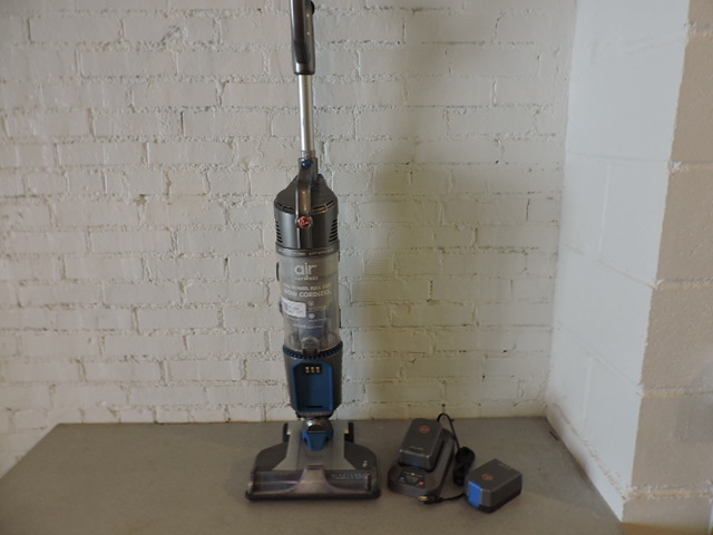 lot 1149 image: VACUUM